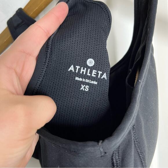 Athleta Black Sculptek Back Cut Out Medium Support Sports Bra Size XS - Picture 8 of 8